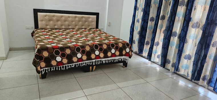 Bedroom, motiaz-royal-citi 3 Bedroom 1800 Sq.Ft. Apartment In Ambala Highway Zirakpur 9545719