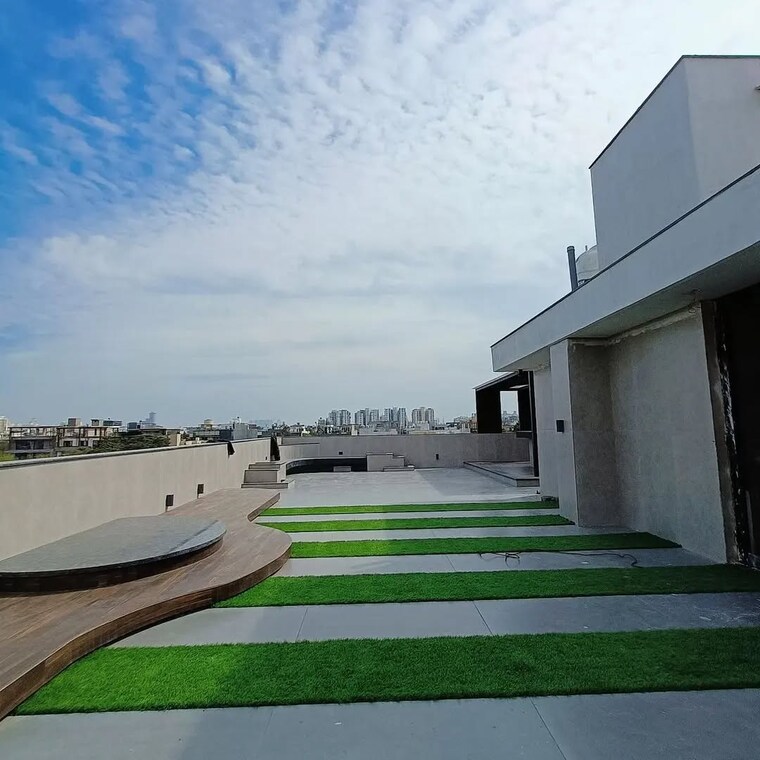 Swimming Pool, gurgaon-dreamz 4 Bedroom 400 Sq.Yd. Builder Floor In Sector 7 Gurgaon 9545730