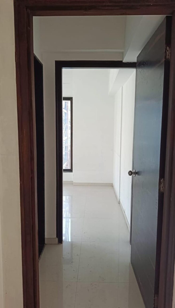 Bathroom, jp-rishabh-tower-azad-nagar 3 Bedroom 912 Sq.Ft. Apartment In Andheri West Mumbai 9545729