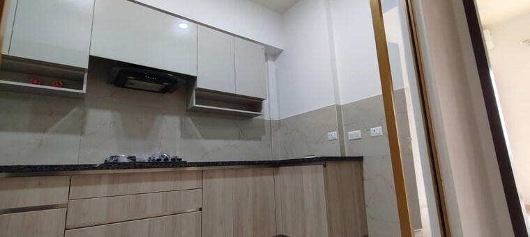 Kitchen, smart-world-orchard 3.5 Bedroom 1600 Sq.Ft. Builder Floor In Sector 61 Gurgaon 9545801