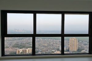 Room in 2 BHK Apartment at Runwal Bliss, Kanjurmarg East – for Rent