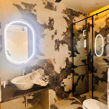 Bathroom in 4 BHK Builder Floor at Nirvana Country Birch Court, Nirvana Country – for Sale