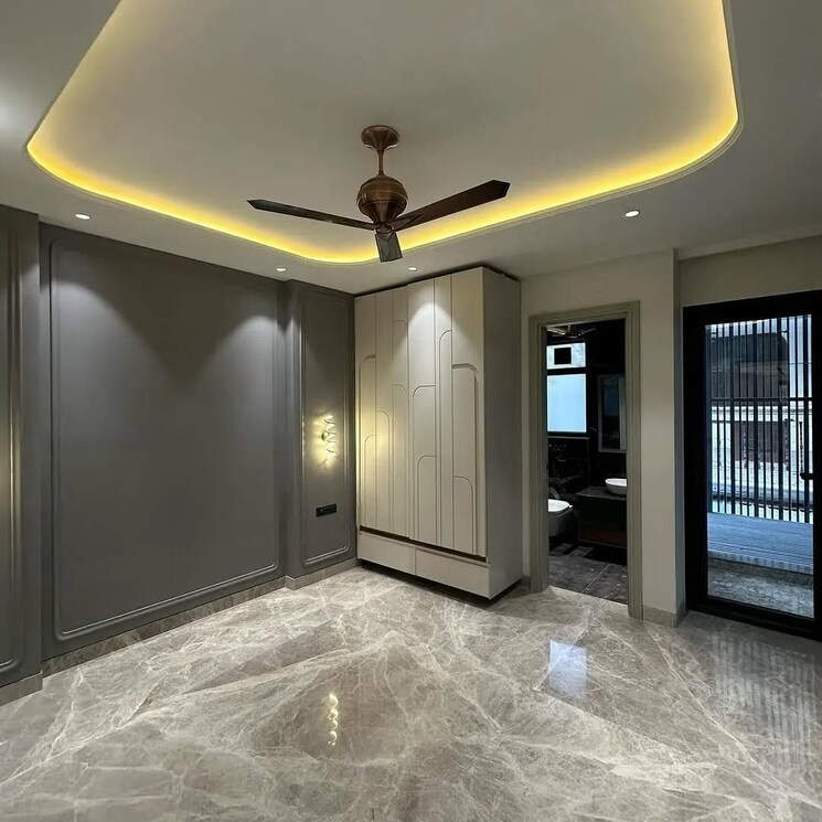 Room, uppal-gurgaon-99 4 Bedroom 251 Sq.Yd. Builder Floor In Sector 99 Gurgaon 9545857