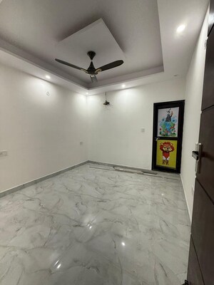 Bedroom in 3 BHK Builder Floor at Chattarpur – for Rent