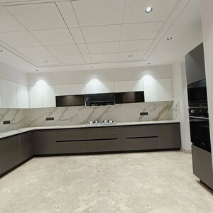 Kitchen in 5 BHK Builder Floor at DLF City Gurgaon, Sector 27 – for Sale