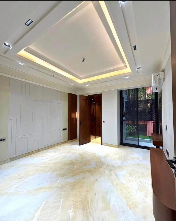 Room, sector 56 4 Bedroom 2277 Sq.Ft. Builder Floor In Sector 56 Gurgaon 9545948