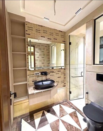 Kitchen in 4 BHK Builder Floor at Sector 56 – for Sale