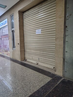 Furnished Amenities in  Shop at Omaxe World Street, Sector 79 – for Rent