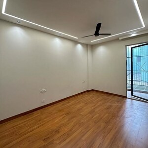 Room in 3.5 BHK Builder Floor at Ocus 24K Gurgaon, Sector 68 – for Sale