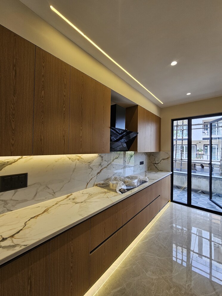 Kitchen, ansal-api-versalia-2 4 Bedroom 2430 Sq.Ft. Builder Floor In Sector 67a Gurgaon 9546141