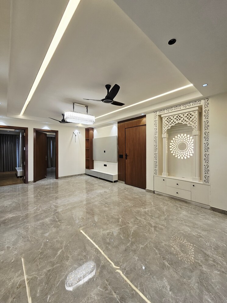 Room, ansal-api-versalia-2 4 Bedroom 2430 Sq.Ft. Builder Floor In Sector 67a Gurgaon 9546141