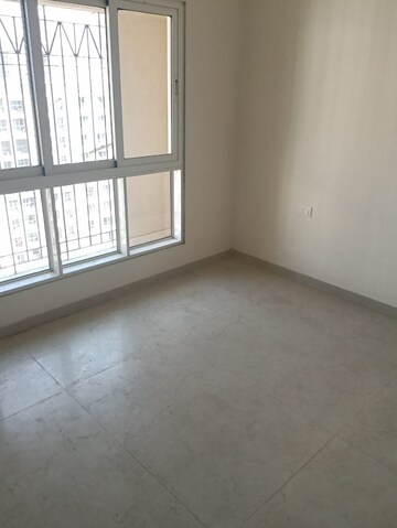 Room in 2 BHK Apartment at Dosti West County Phase 4 Dosti Pine, Balkum Pada – for Rent