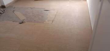 Room in 3 BHK Apartment at Aster Tower, Goregaon East – for Rent