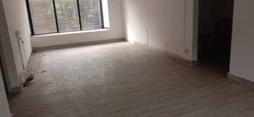 Room in 3 BHK Apartment at Aster Tower, Goregaon East – for Rent