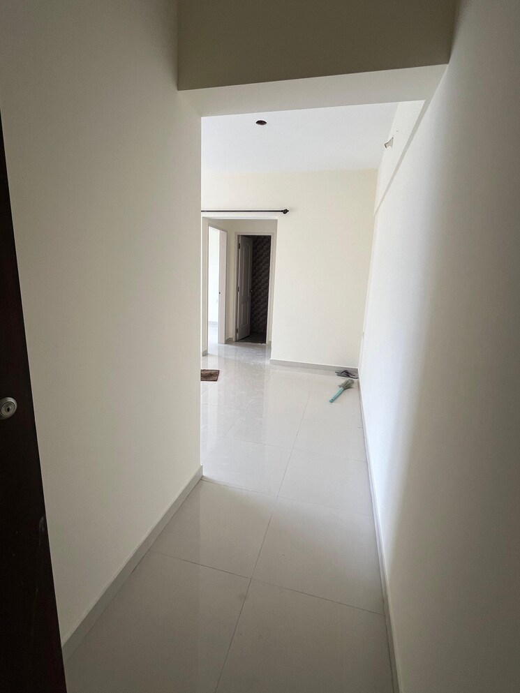 undefined, sheth-tiara 1 Bedroom 650 Sq.Ft. Apartment In Wakad Pune 9546168