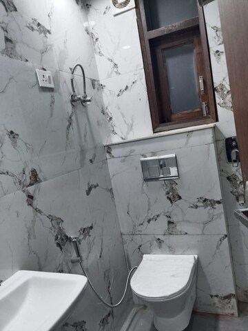 Bathroom in 2 BHK Builder Floor at Saket – for Rent