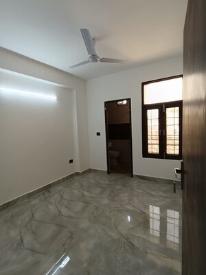 Room in 2 BHK Builder Floor at Chattarpur – for Rent