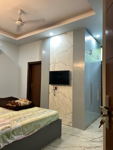 Bedroom in 2 BHK Builder Floor at Saket – for Rent