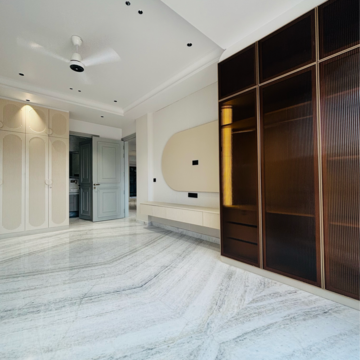 Room in 3 BHK Builder Floor at South City 2 – for Sale