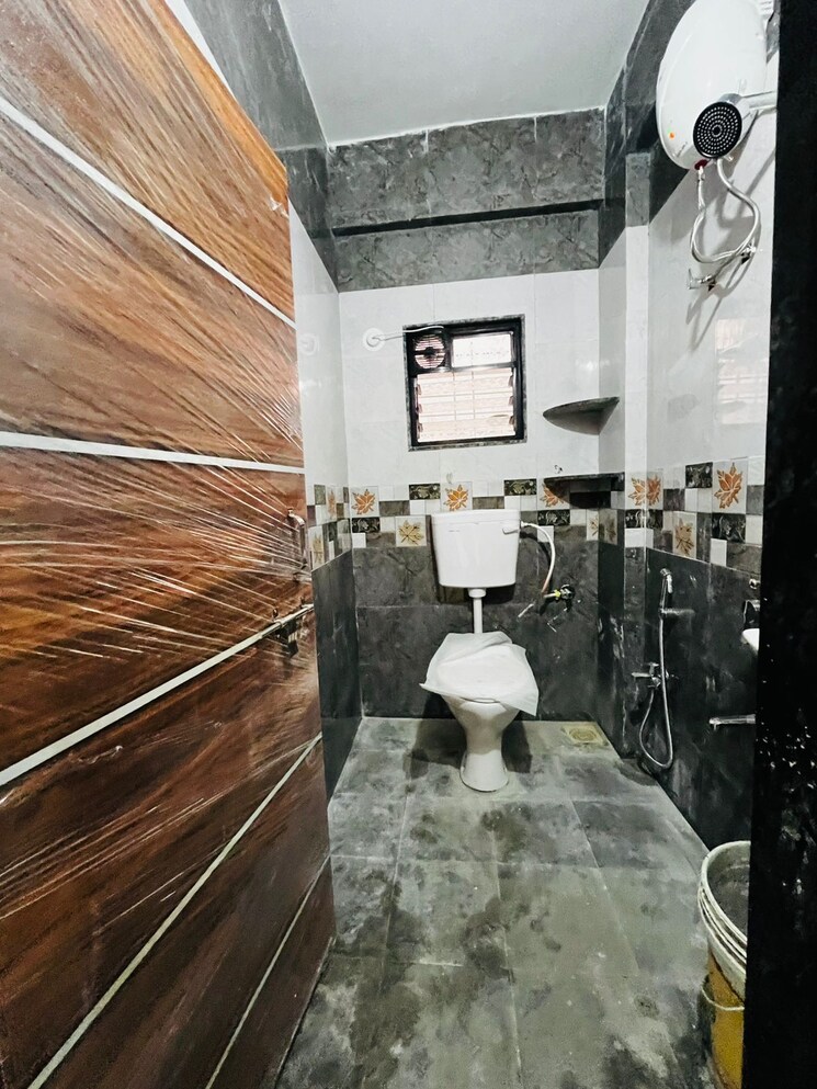 Attached Bathroom, viman nagar 1 Bedroom 685 Sq.Ft. Apartment In Viman Nagar Pune 9546213