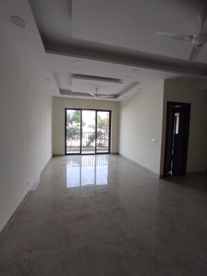 2 BHK Apartment For Rent in Paras Dews, Sector 106