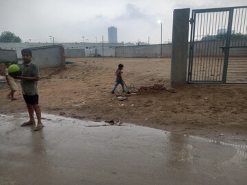  Plot For Sale in Kadarpur