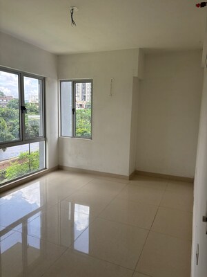 Room in 3 BHK Apartment at Tollygunge – for Sale