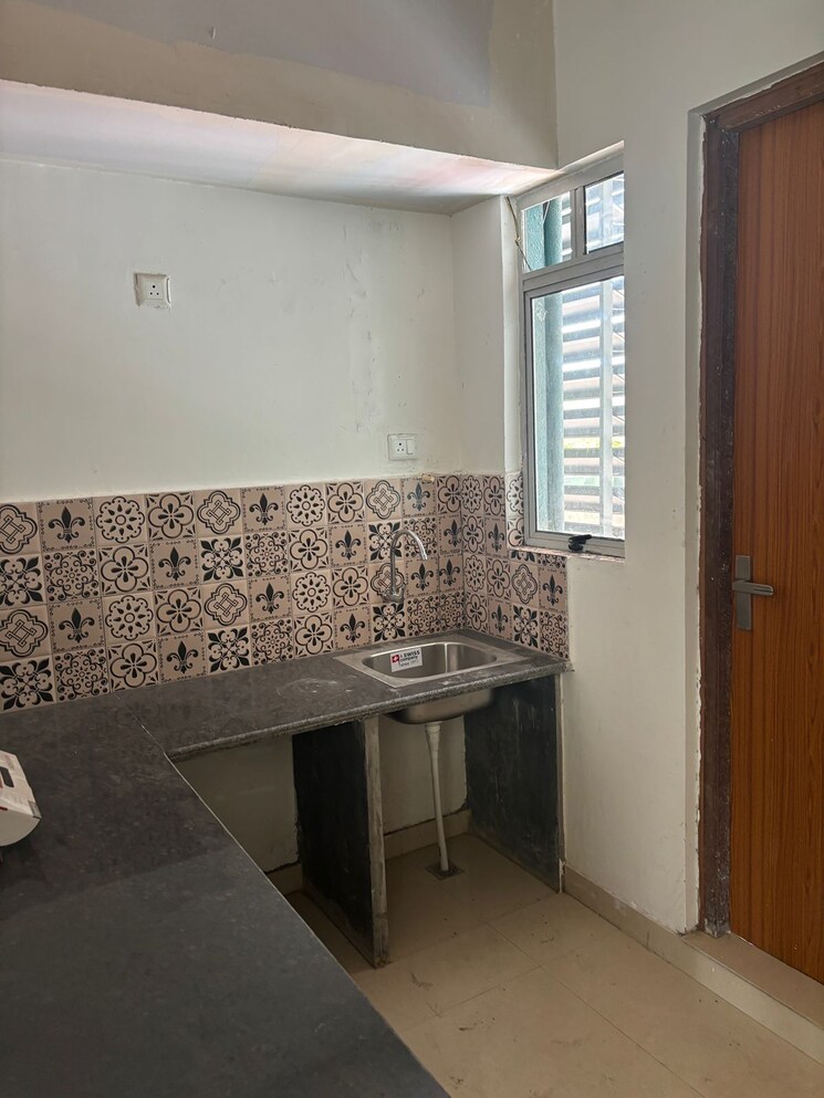 Kitchen, tollygunge 3 Bedroom 1300 Sq.Ft. Apartment In Tollygunge Kolkata 9546330