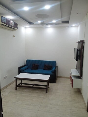1 BHK Builder Floor For Rent in Chattarpur