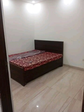 Bedroom in 1 BHK Builder Floor at Chattarpur – for Rent