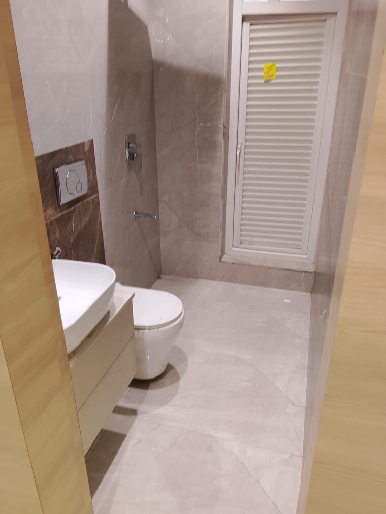 Attached Bathroom, ruparel-urbana 2 Bedroom 595 Sq.Ft. Apartment In Kurla Mumbai 9546352