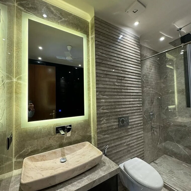 Bathroom, sr-homes-gurgaon 4 Bedroom 300 Sq.Yd. Builder Floor In Sector 41 Gurgaon 9546419