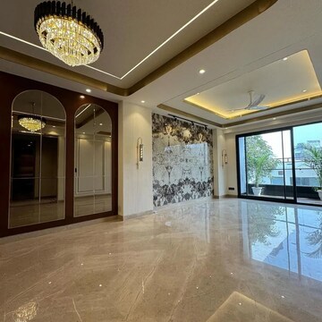 Room in 4 BHK Builder Floor at SR Homes Gurgaon, Sector 41 – for Sale