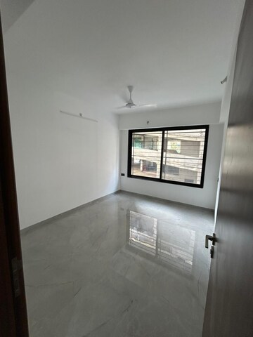 Room in 3 BHK Apartment at Kharadi – for Rent