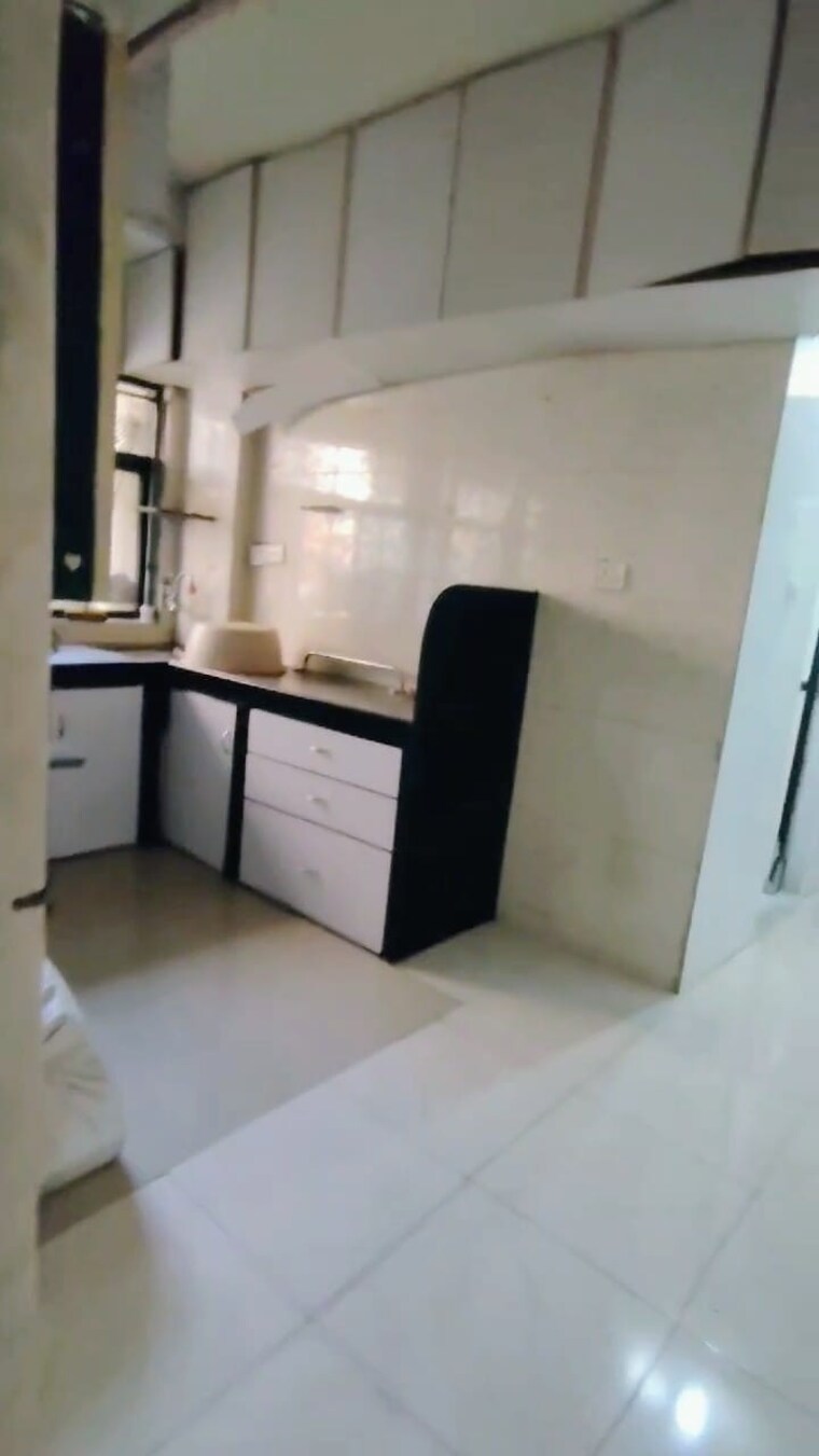 Kitchen, lokhandwala-vinay-tower 2 Bedroom 750 Sq.Ft. Apartment In Kandivali East Mumbai 9527545