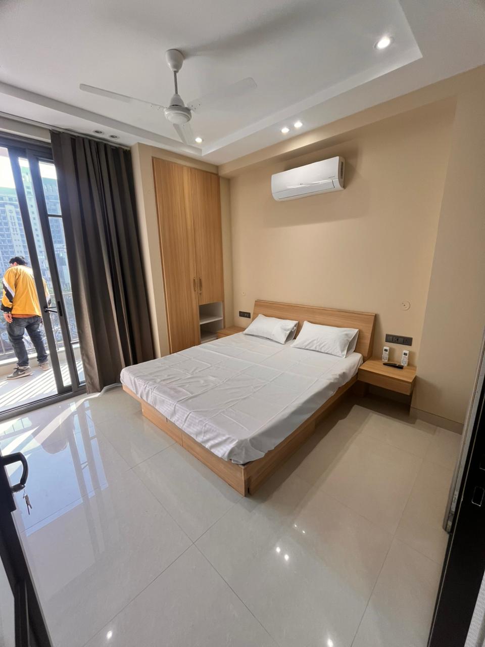 1 BHK Builder Floor For Rent in Sector 42