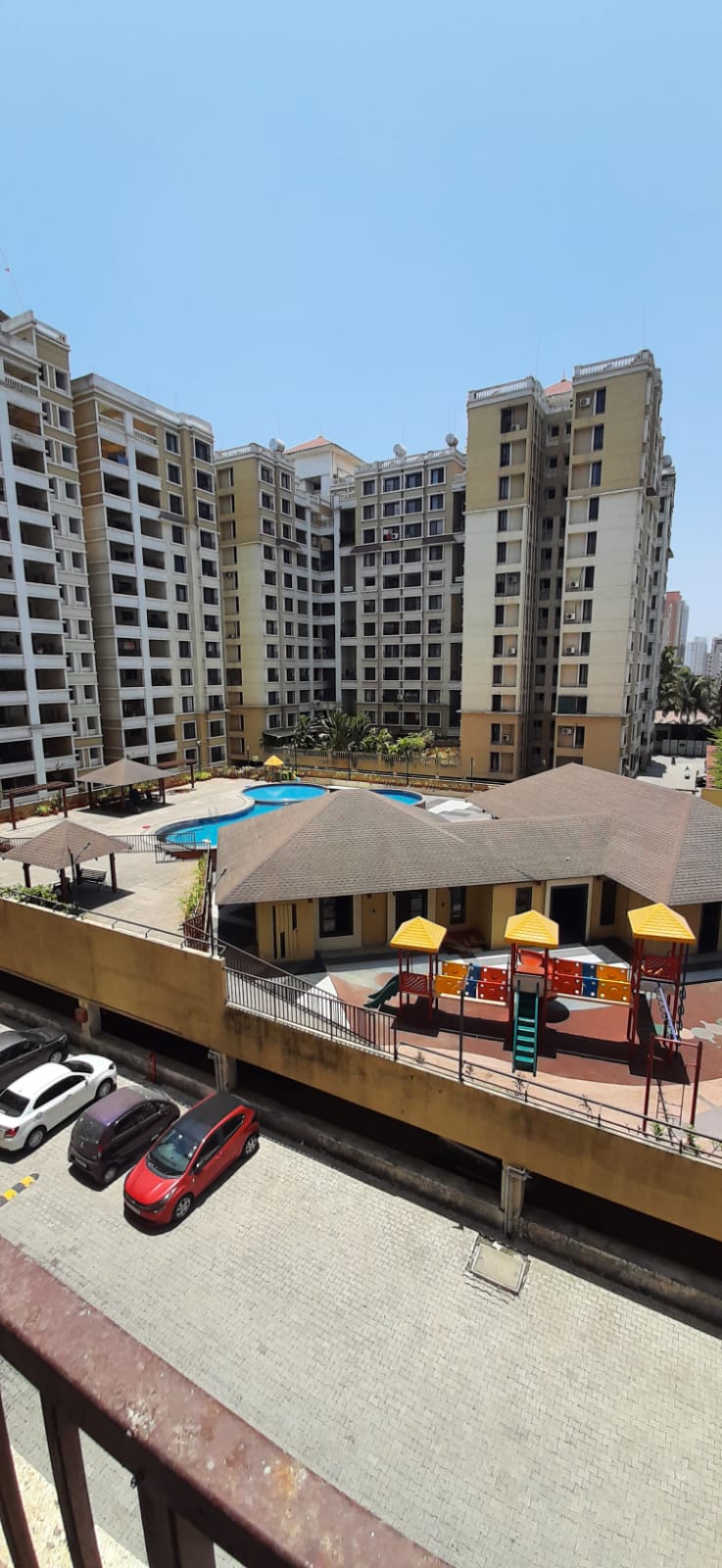 2 BHK Apartment For Rent in Om Tropica