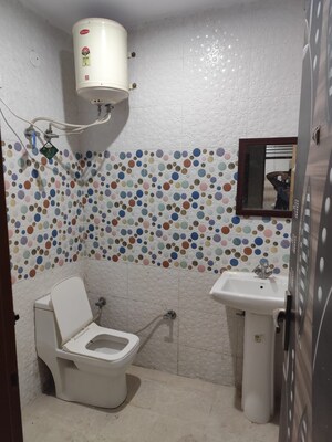 Bathroom in 3 BHK Builder Floor at Tulip Leaf, Sector 69 – for Rent