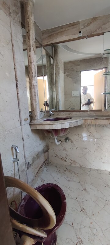 Balcony in 6 BHK Apartment at Orchid Tower, Worli – for Rent