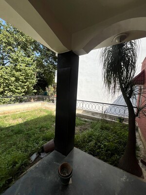 2 BHK Builder Floor – Garden View at Vasant Kunj - for Sale