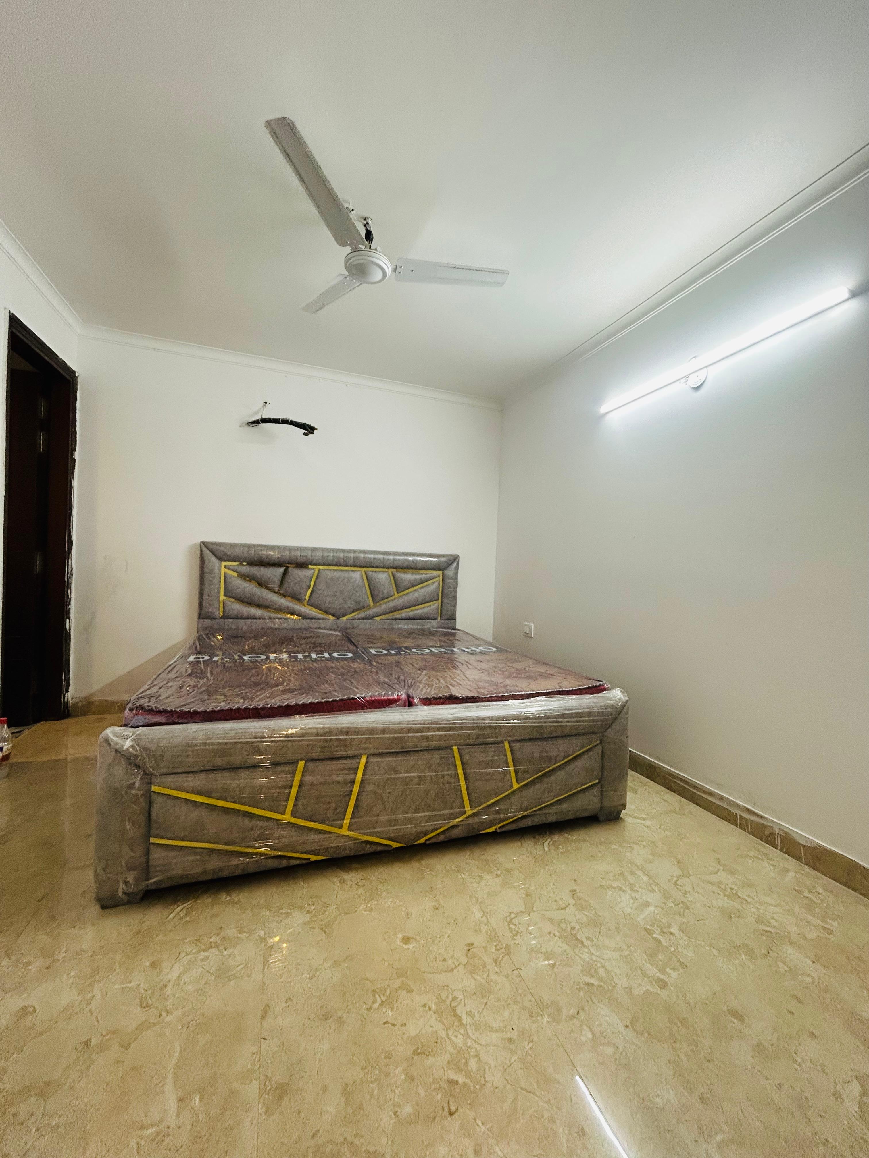 1 BHK Builder Floor For Rent in Saket