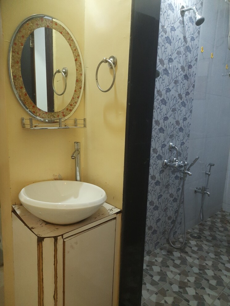 Bathroom, keshav nagar 1 Bedroom 500 Sq.Ft. Builder Floor In Keshav Nagar Pune 9546636
