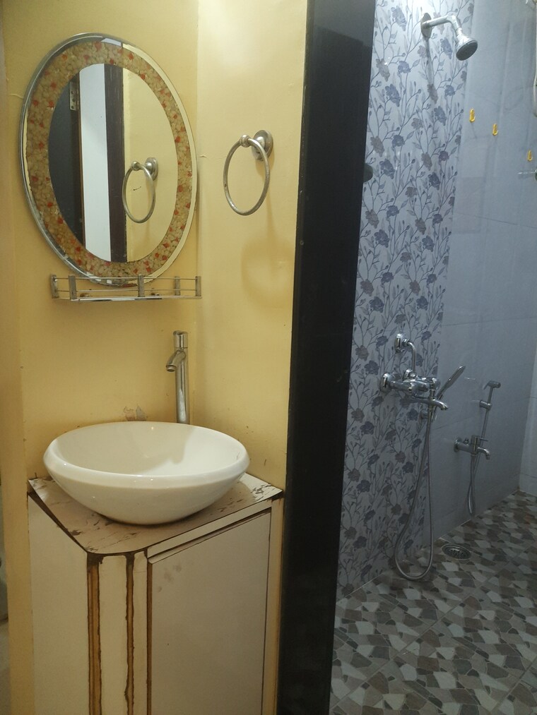 Bathroom, keshav nagar 1 Bedroom 500 Sq.Ft. Builder Floor In Keshav Nagar Pune 9546636