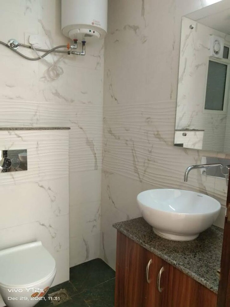 Bathroom, sushant-lok-3 3 Bedroom 1450 Sq.Ft. Apartment In Sector 57 Gurgaon 9546638