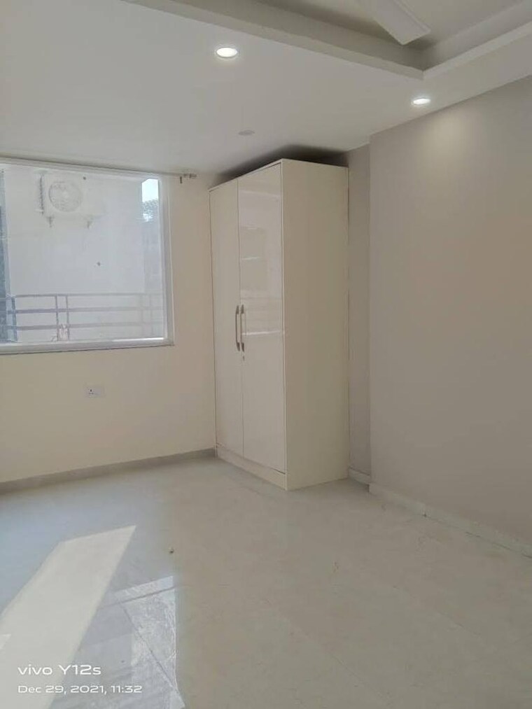 Room, sushant-lok-3 3 Bedroom 1450 Sq.Ft. Apartment In Sector 57 Gurgaon 9546638