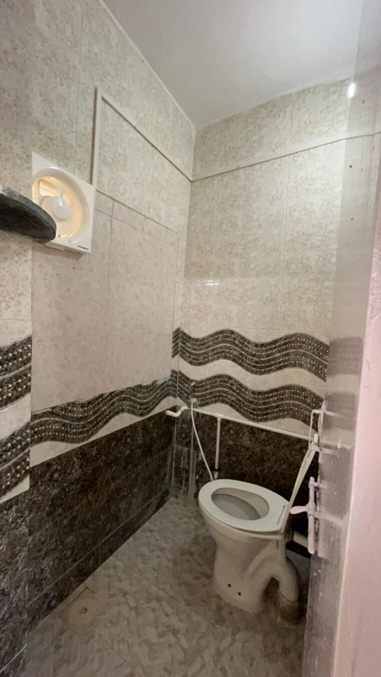 Bathroom, kondhwa 2 Bedroom 950 Sq.Ft. Apartment In Kondhwa Pune 9546608