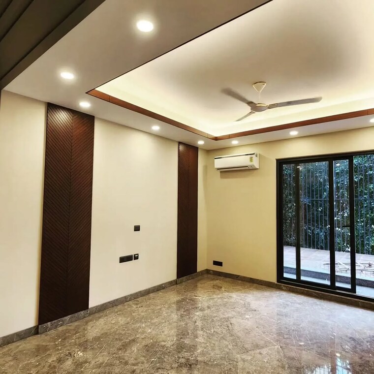 Room, worldmark-gurgaon 5 Bedroom 400 Sq.Ft. Builder Floor In Sector 65 Gurgaon 9546678