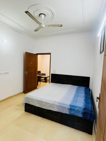 Bedroom in 1 BHK Builder Floor at Saket – for Rent