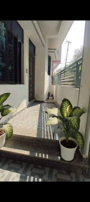 1 BHK Independent House For Rent in Kaulagarh