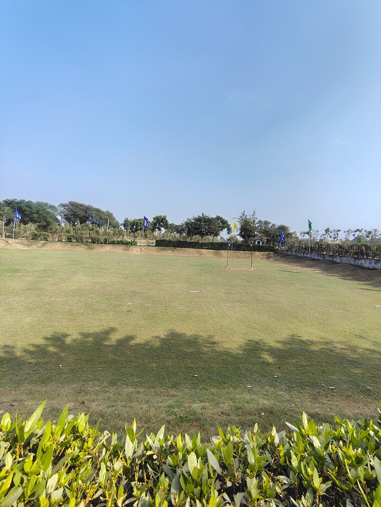 Swimming Pool, sector 97  936 Sq.Ft. Plot In Sector 97 Faridabad 9383505